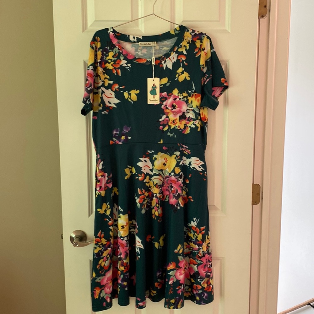 NWT green floral dress